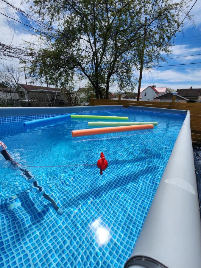 The Dacha. Cumberland Vacation Villa Luaran gambar